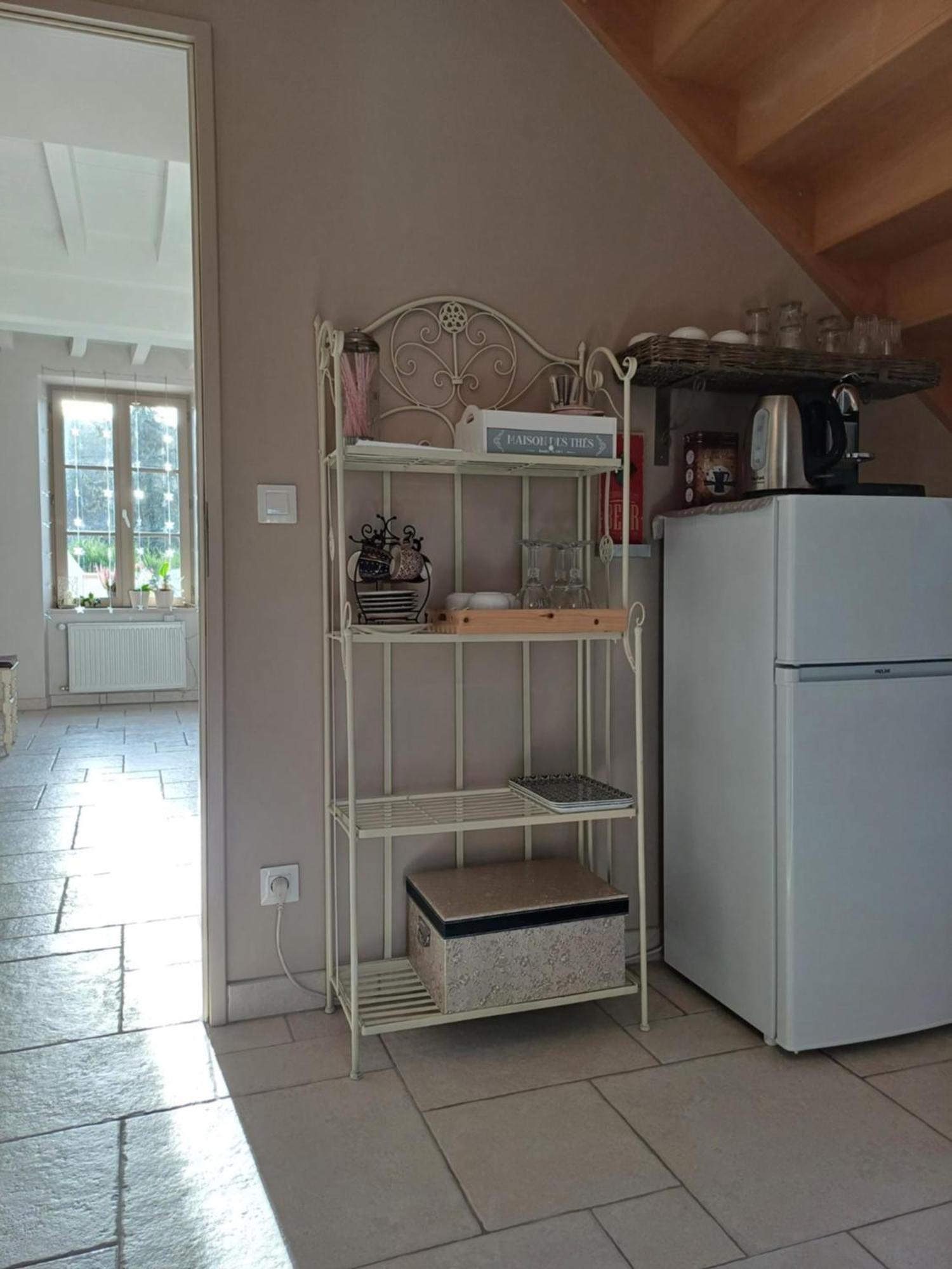 Bed and Breakfast Le Repos Coquelicot Montillot Exterior foto